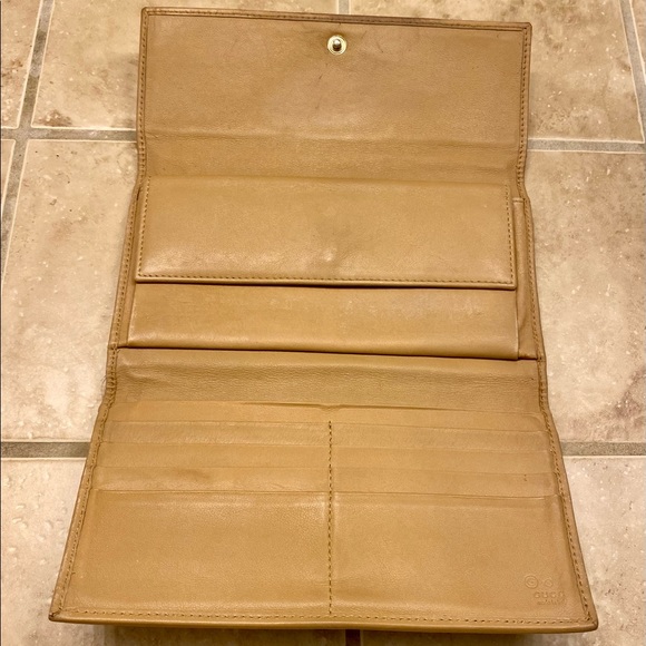 Authentic Gucci Monogram Trifold Wallet - Picture 3 of 12